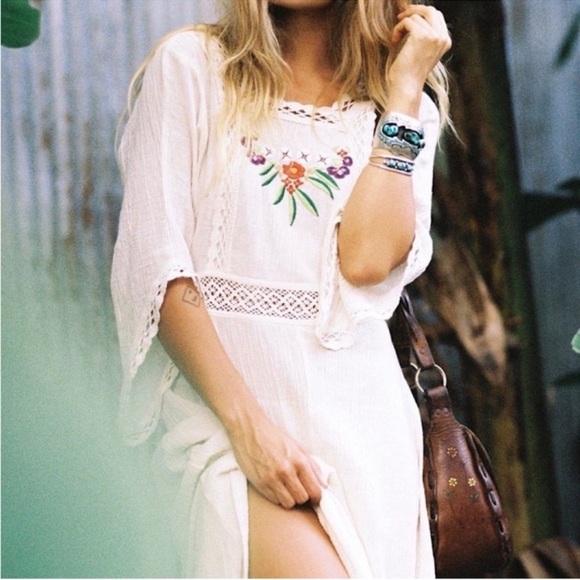 CU Amelia Dress - Picture 1 of 8